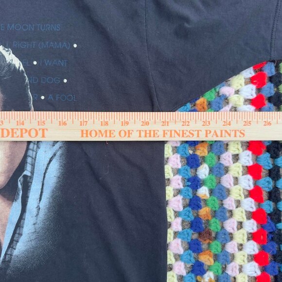 Vintage Elvis Presley T-Shirt – Black – 90s – “Classics Are Forever” Large - Picture 6 of 7